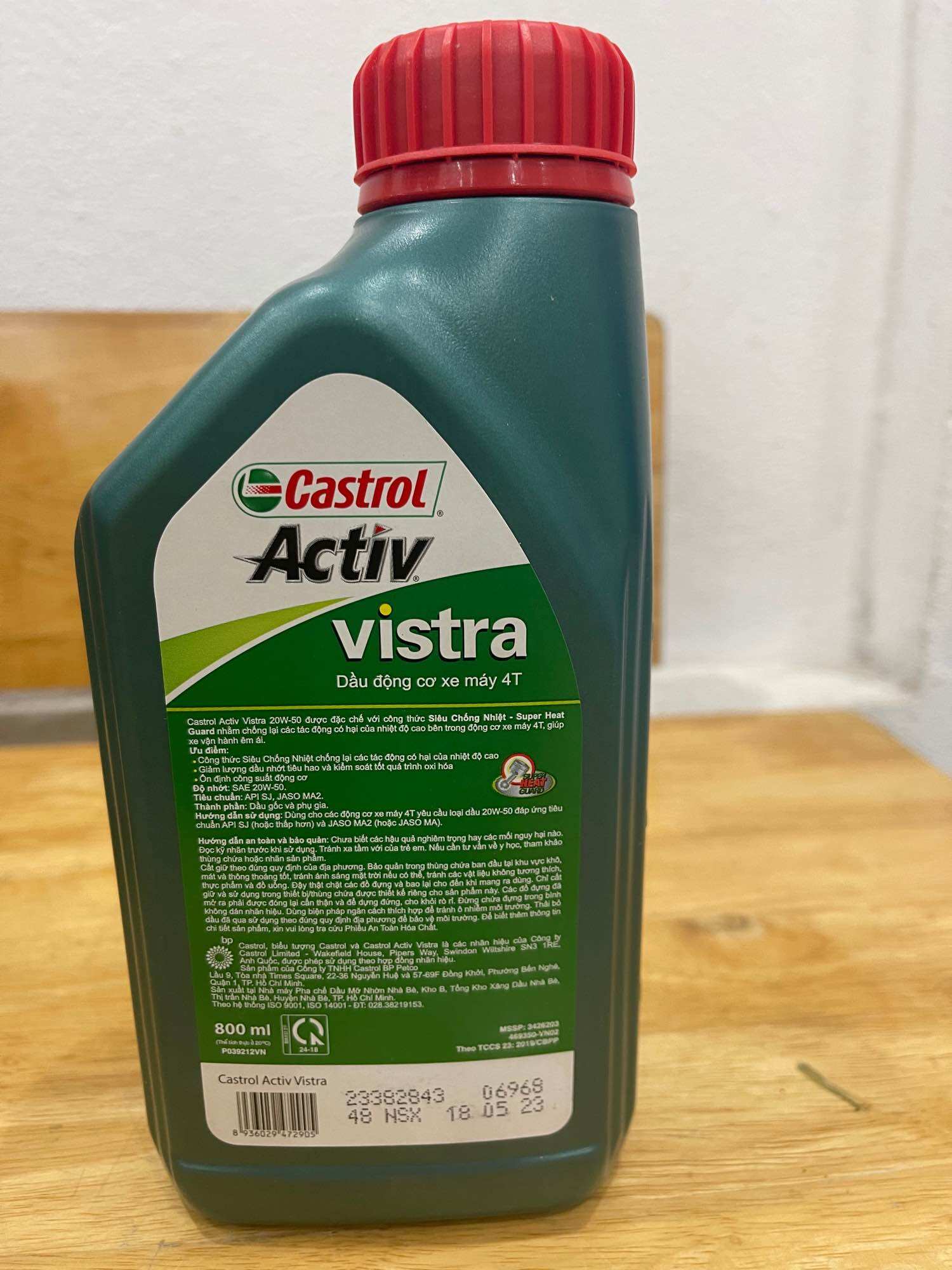 Nhớt Castrol Activ Vistra 4T 20W50 800ml