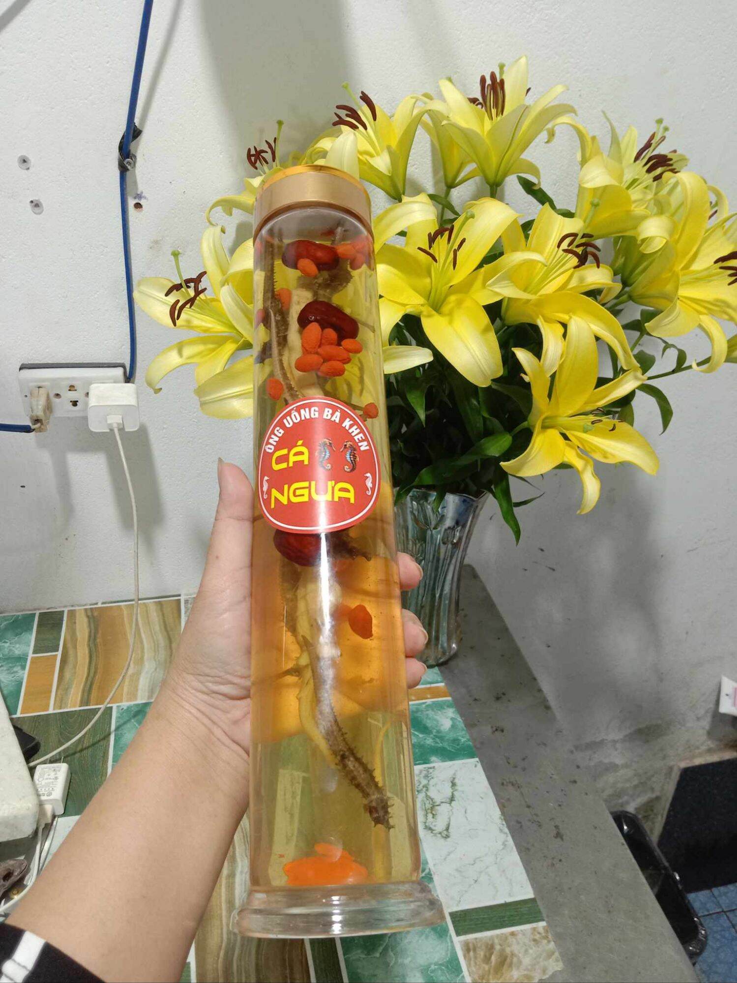 1 Bình cá ngựa ngâm sẵn 1 lít