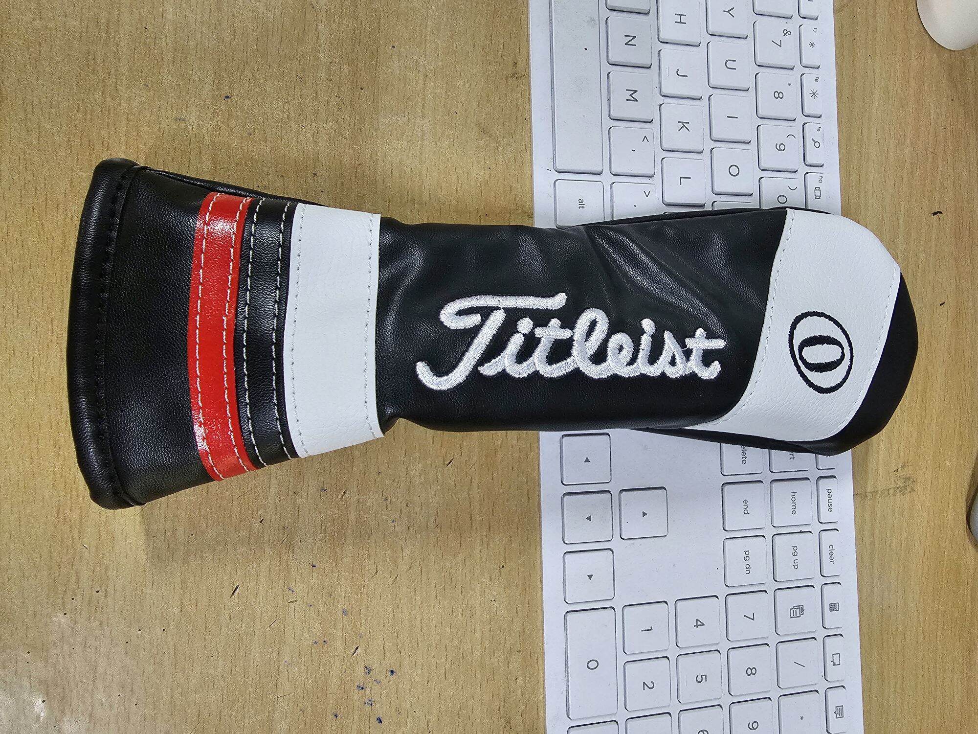 bọc đầu gậy titleist cover