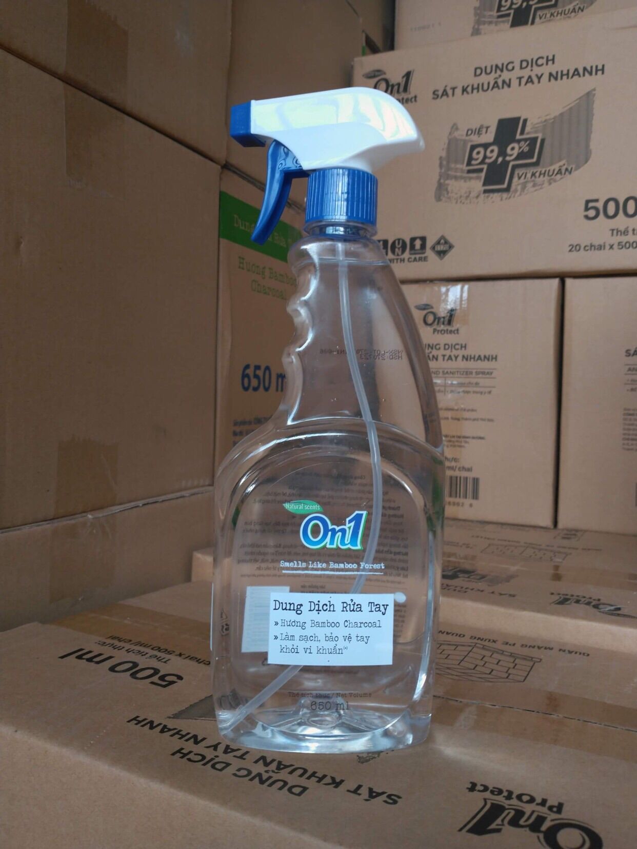 Dung dịch sát khuẩn tay nhanh On1 chai xịt 650ml
