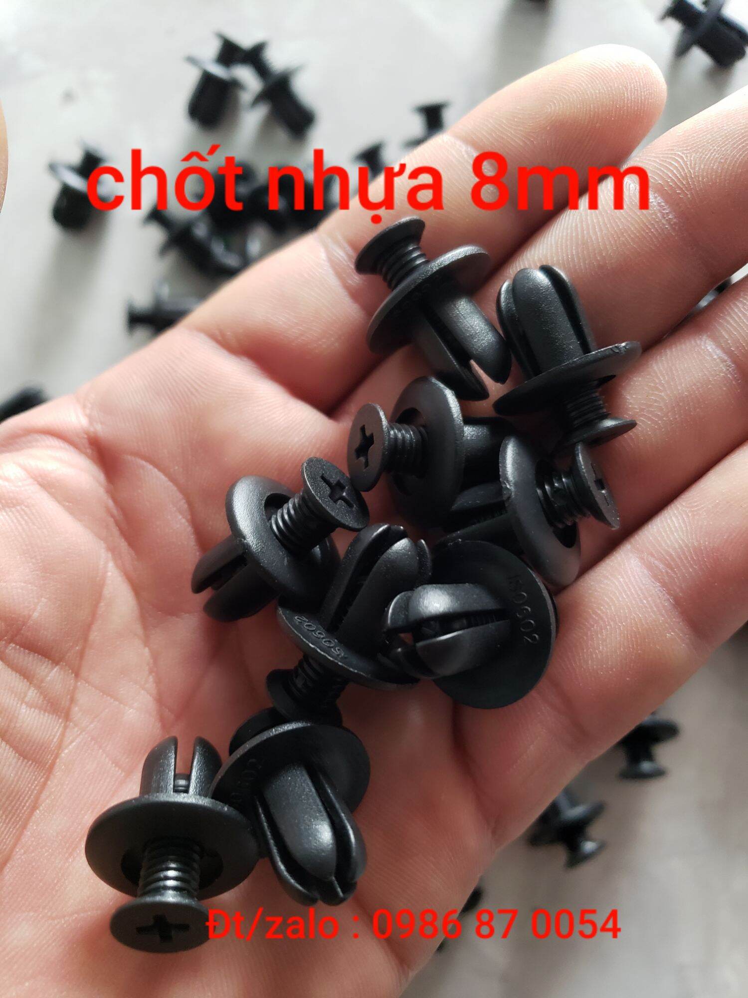 [HCM]100 chốt nút nhựa ô tô 8mm