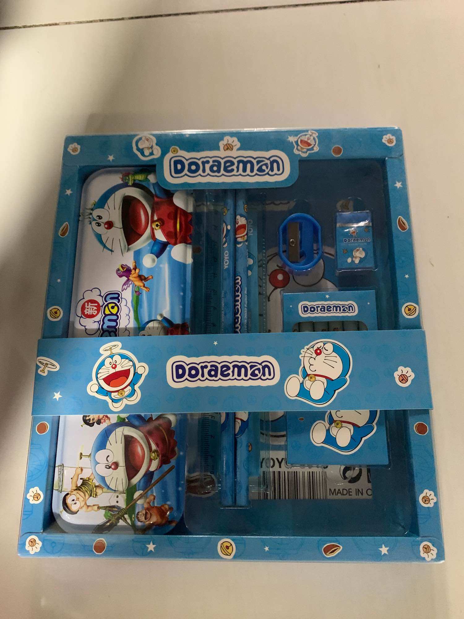 Hộp quà tặng dụng cụ học tập doraemon