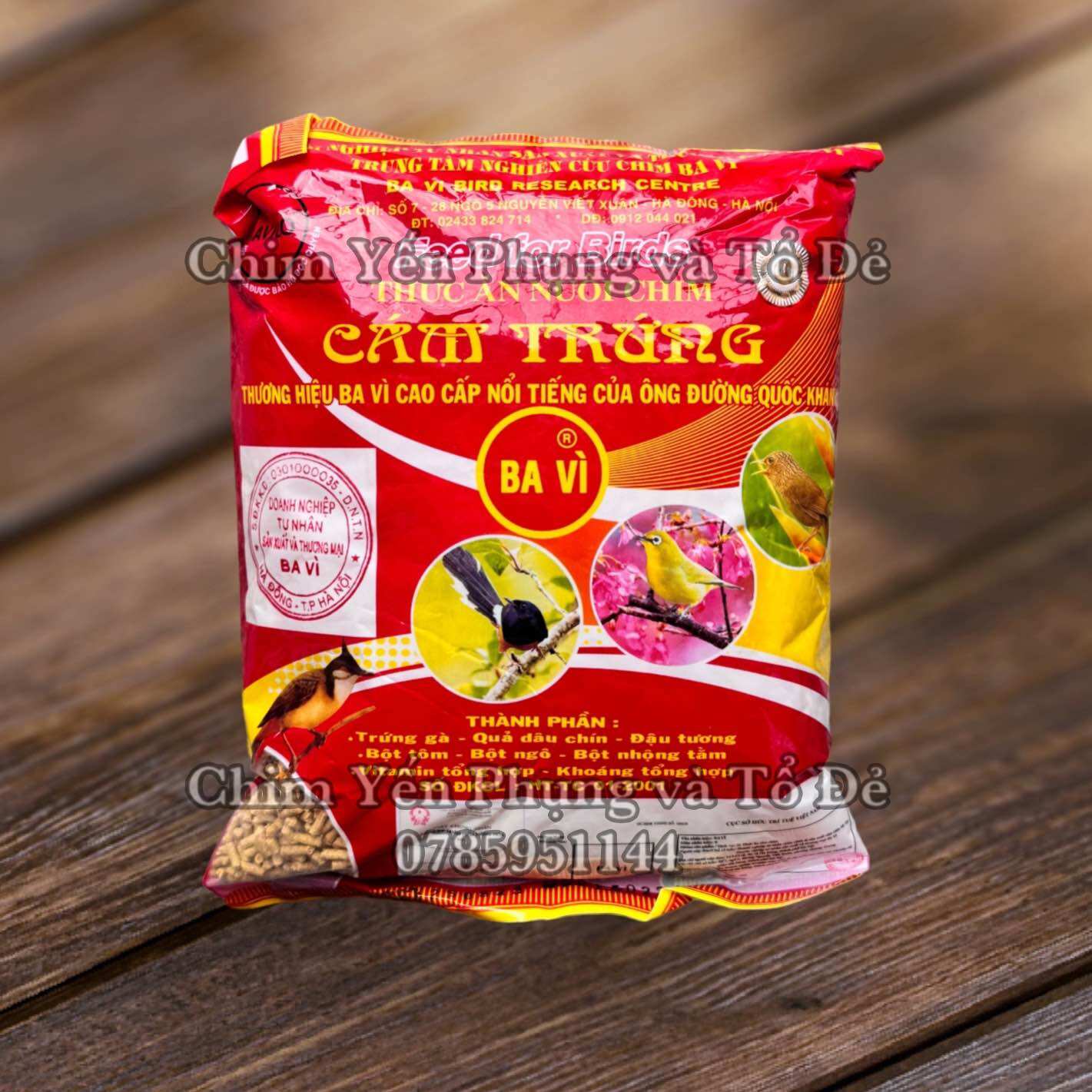 Cám Trứng Ba Vì (Đỏ) 500g - Thức Ăn Chim hoặc làm mồi câu cá.