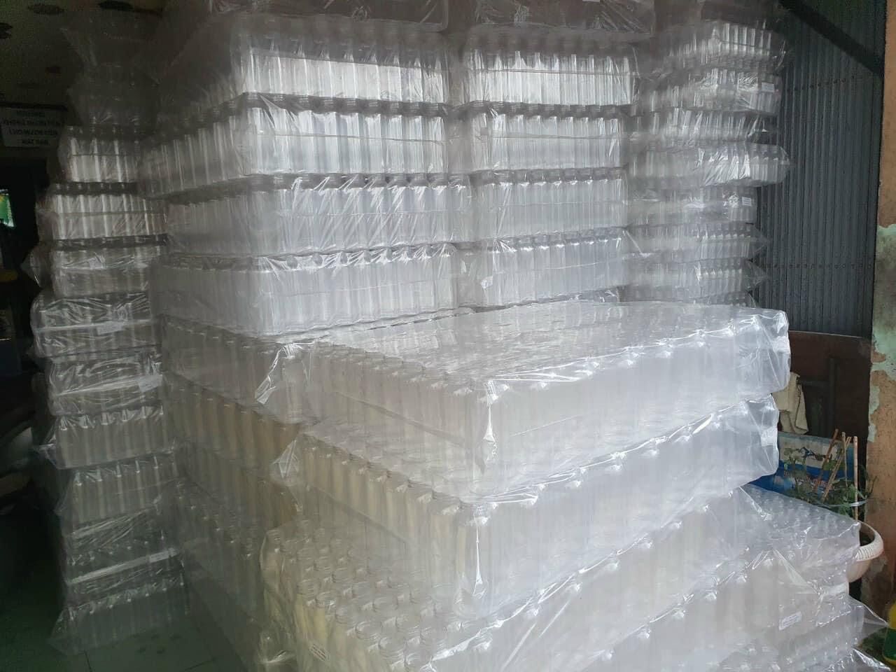 Chai nhựa 330ml đựng nước ép, trà sữa,…..