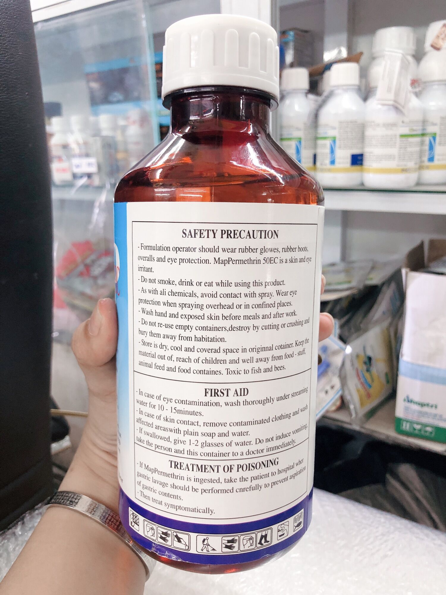 Chế phẩm diệt muỗi MAP PERMETHRIN 50EC - chai 1 lít