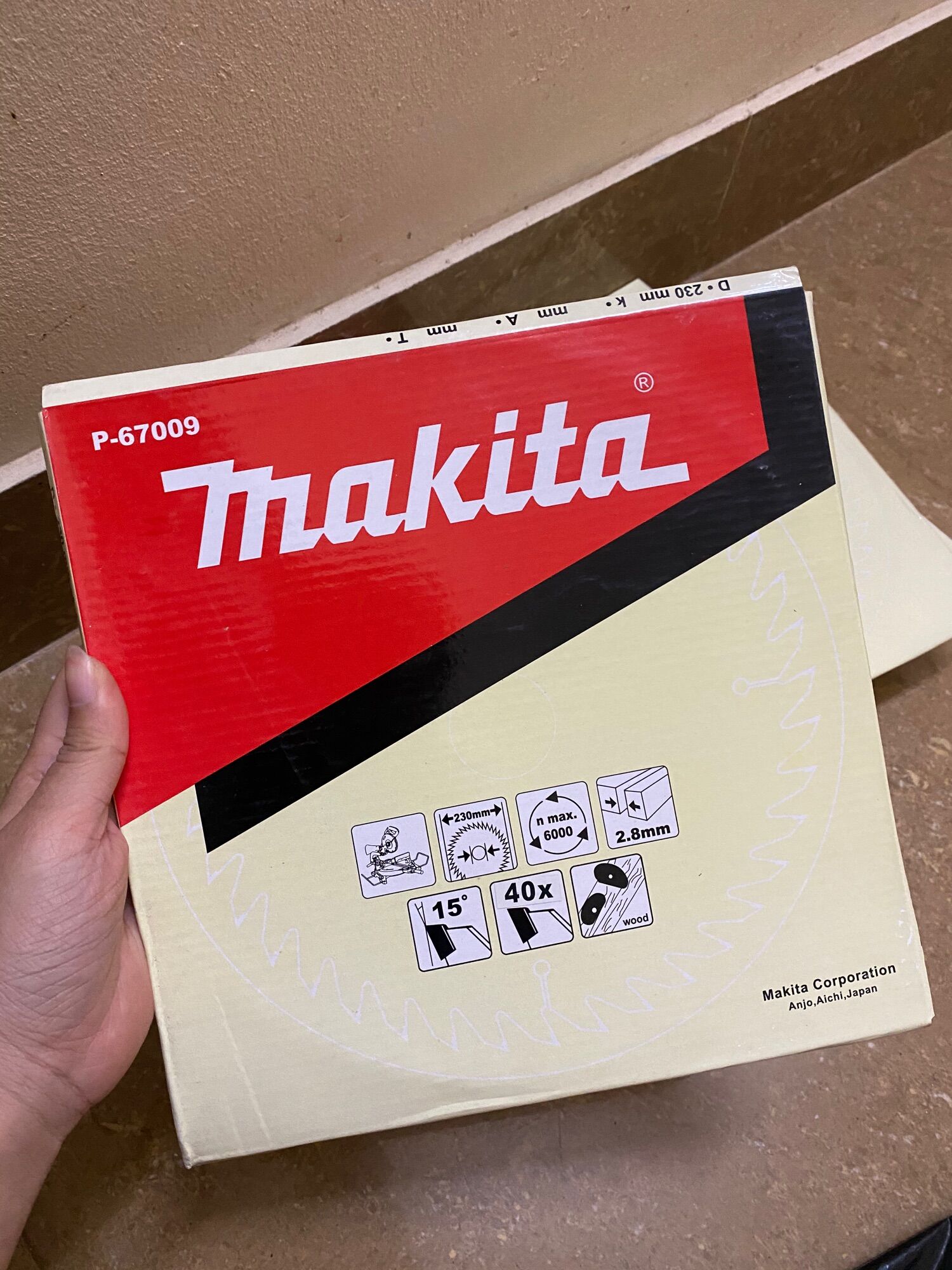 Lưỡi Cắt Gỗ Makita 230mmx40 răng [ Hàng chính hãng ]