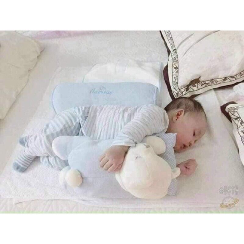 Bộ gối chặn cho bé sơ sinh.