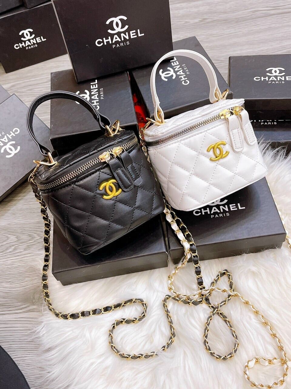 Túi Chanel 22 Small Handbag hồng logo vàng da bê 34cm best quality