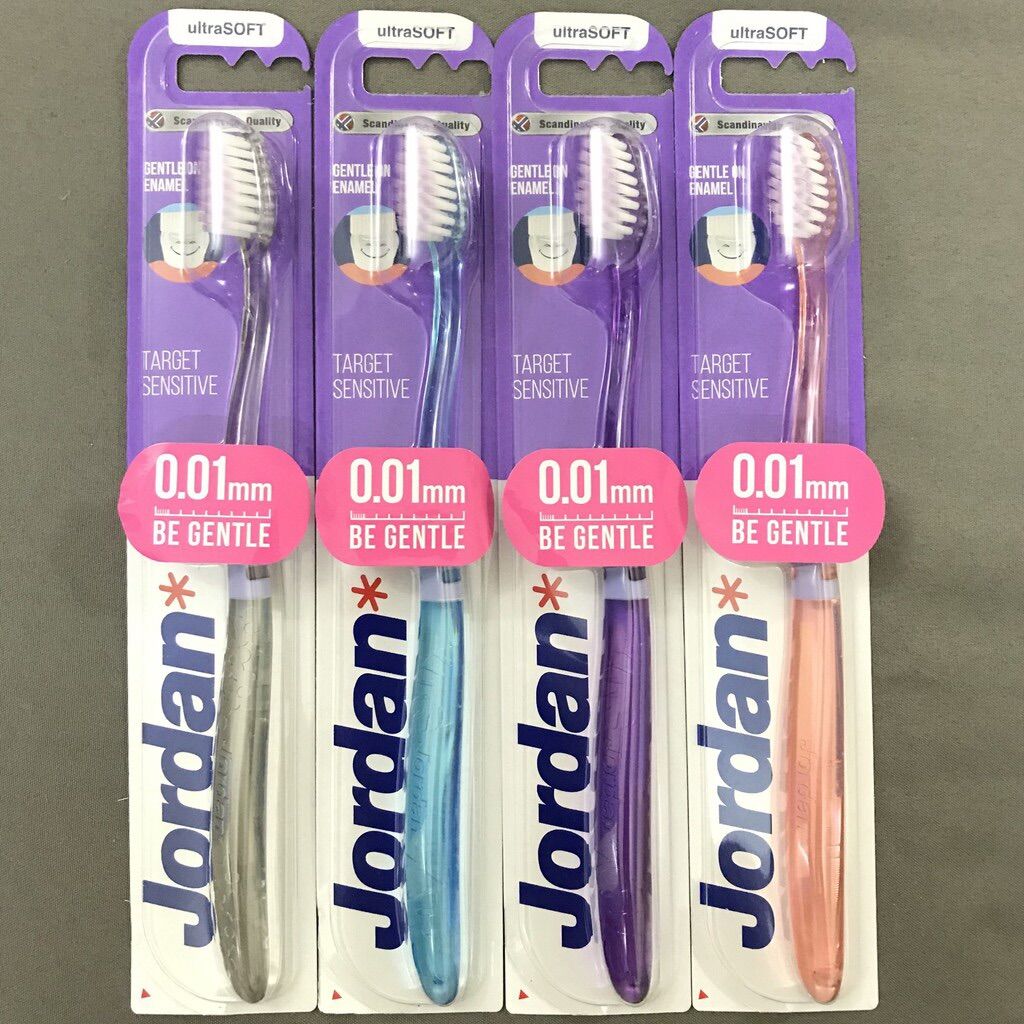 BÀN CHẢI ĐÁNH RĂNG JORDAN TARGET SENSITIVE