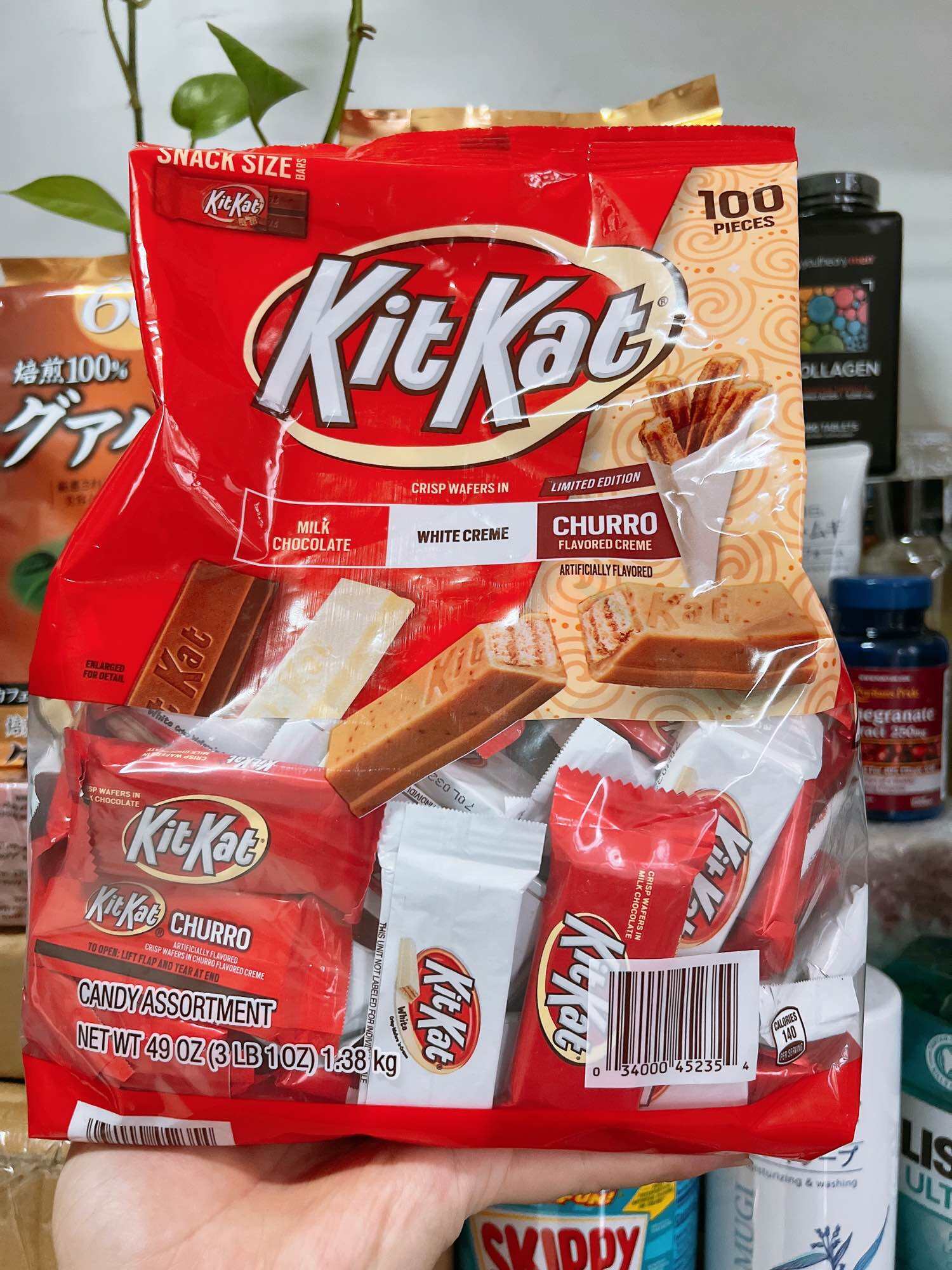 Socola Kit Kat mix vị 1,38 kg của Mỹ - Date 5 2024.