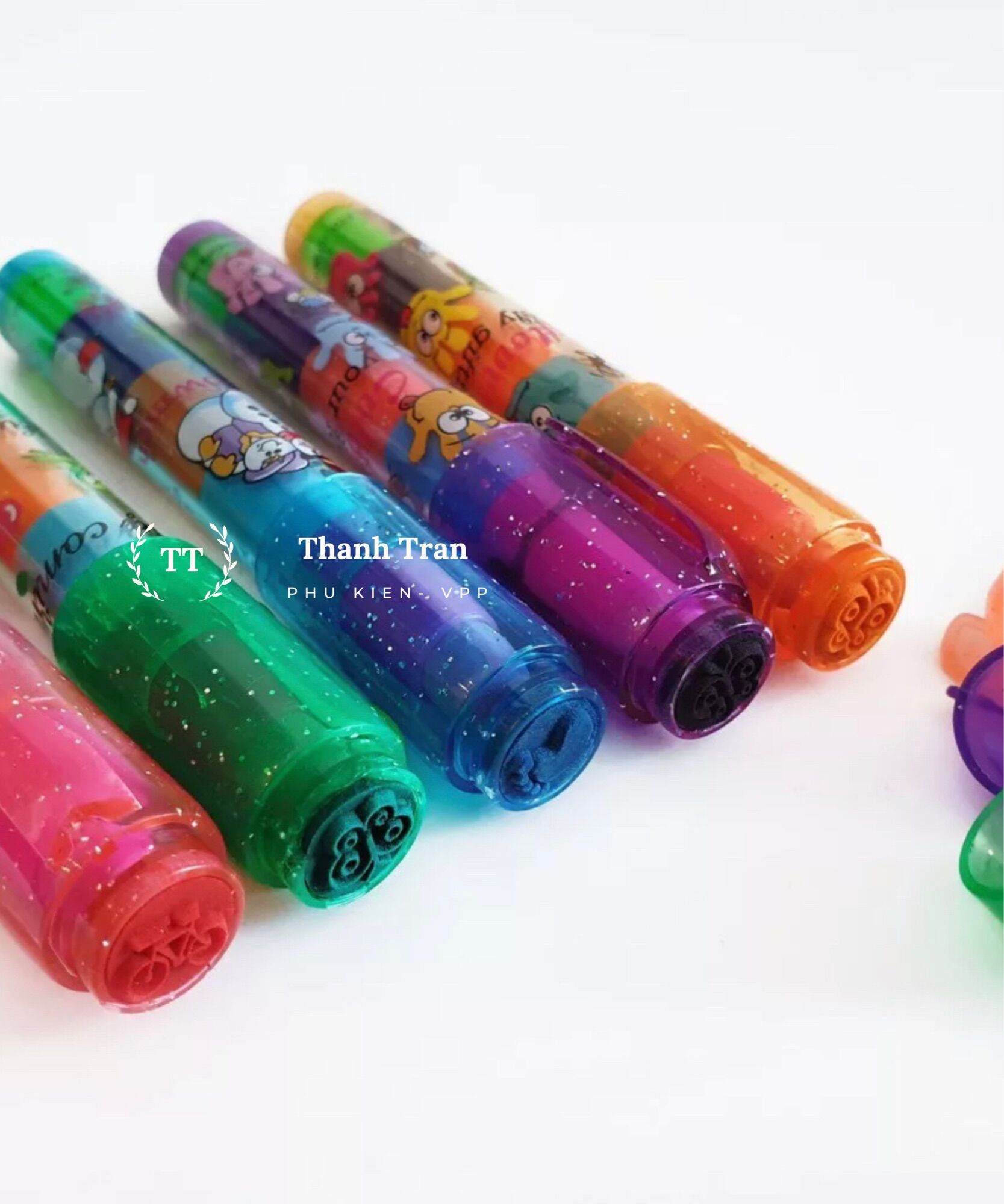 Gôm tẩy khúc có đóng dấu trên nắp