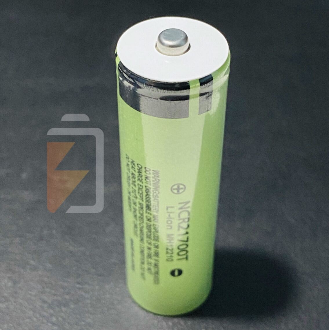 Pin sạc 21700 Panasonic NCR21700T nội địa Nhật 5000mAh 20A