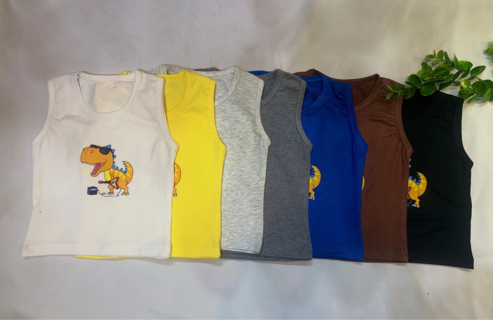 3 Áo ba lỗ các hình cho bé trai, gái