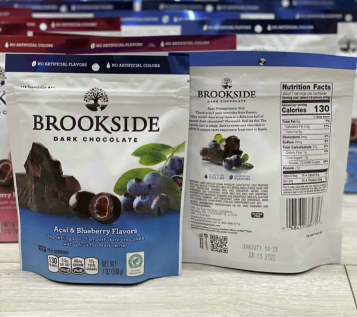 🍫🍫SOCOLA ĐẮNG BROOKSIDE NHÂN VIỆT QUẤT BLUEBERRY và RASPBERRY GÓI 198G