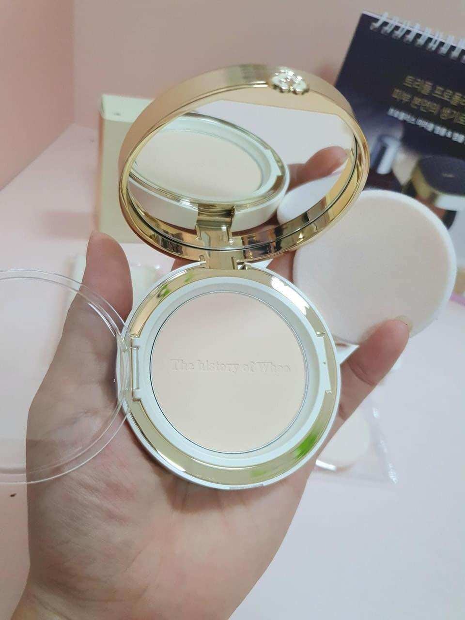 Phấn phủ trang điểm Whoo vàng chống lão hóa (tách set)