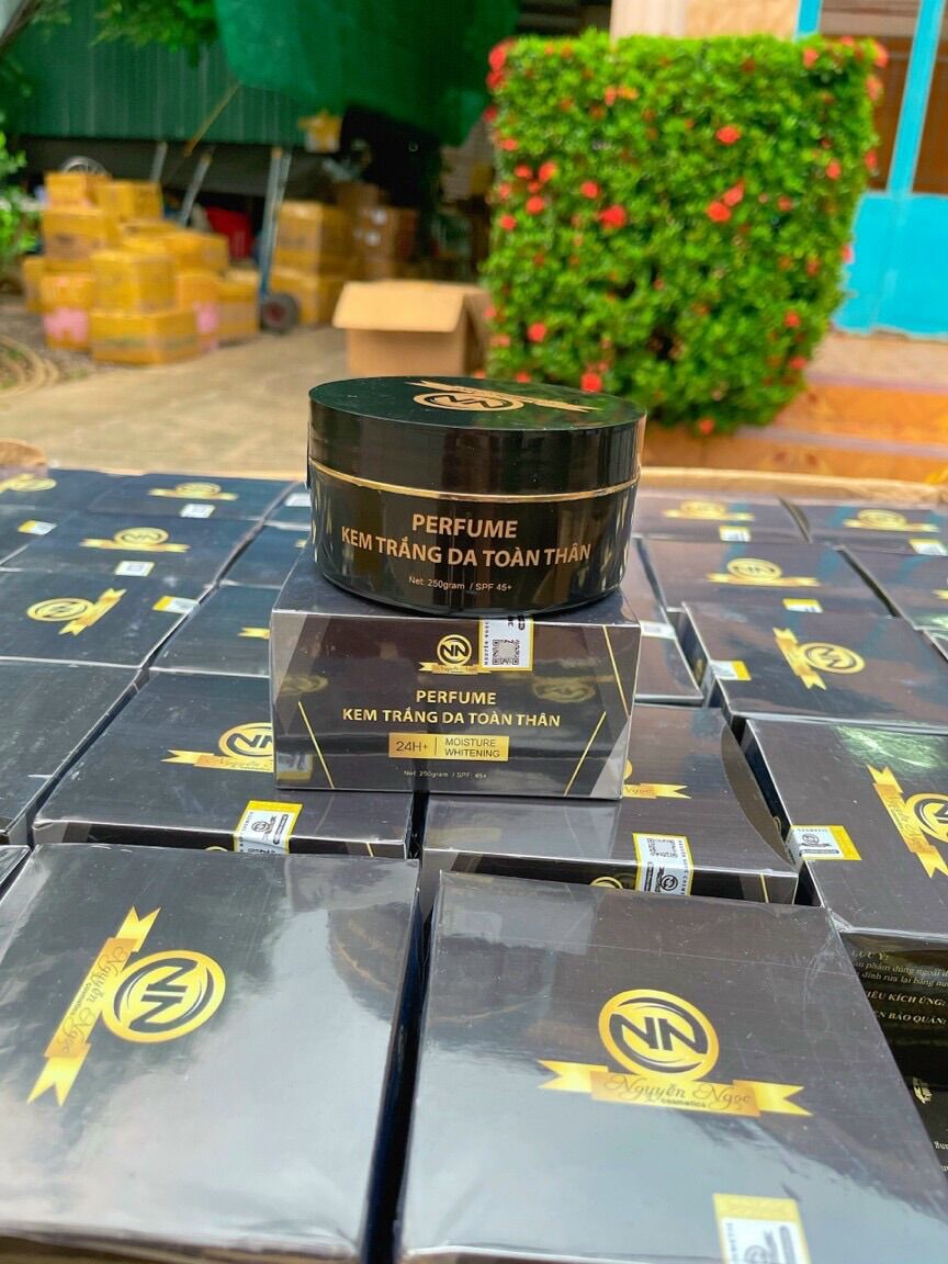 Kem body NN giúp trắng da dưỡng ẩm 250gr