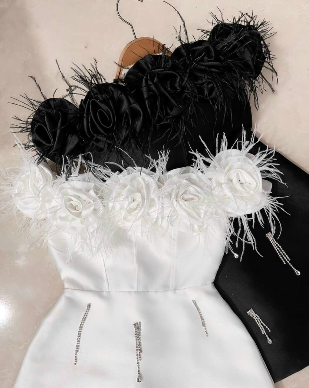 ĐẦM  XÒE HOA TRỄ VAI ĐÍNH LÔNG