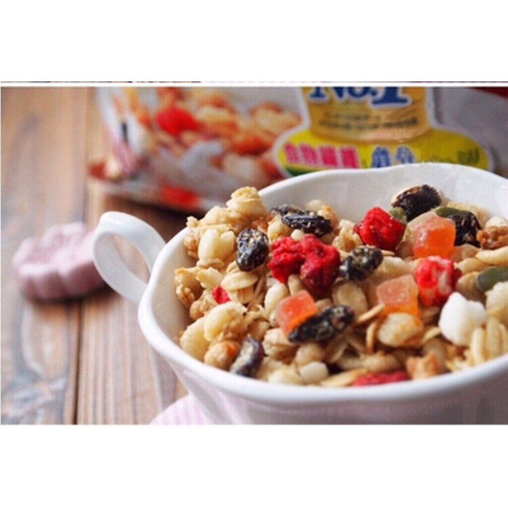 Ngũ cốc calbee đỏ nội địa nhật 750g