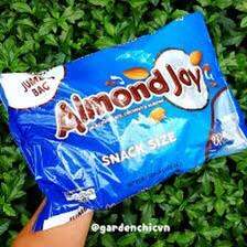 KẸO SOCOLA SỮA DỪA HẠNH NHÂN ALMOND JOY MILK CHOCOLATE, COCONUT & ALMOND CANDY BARS 596gr