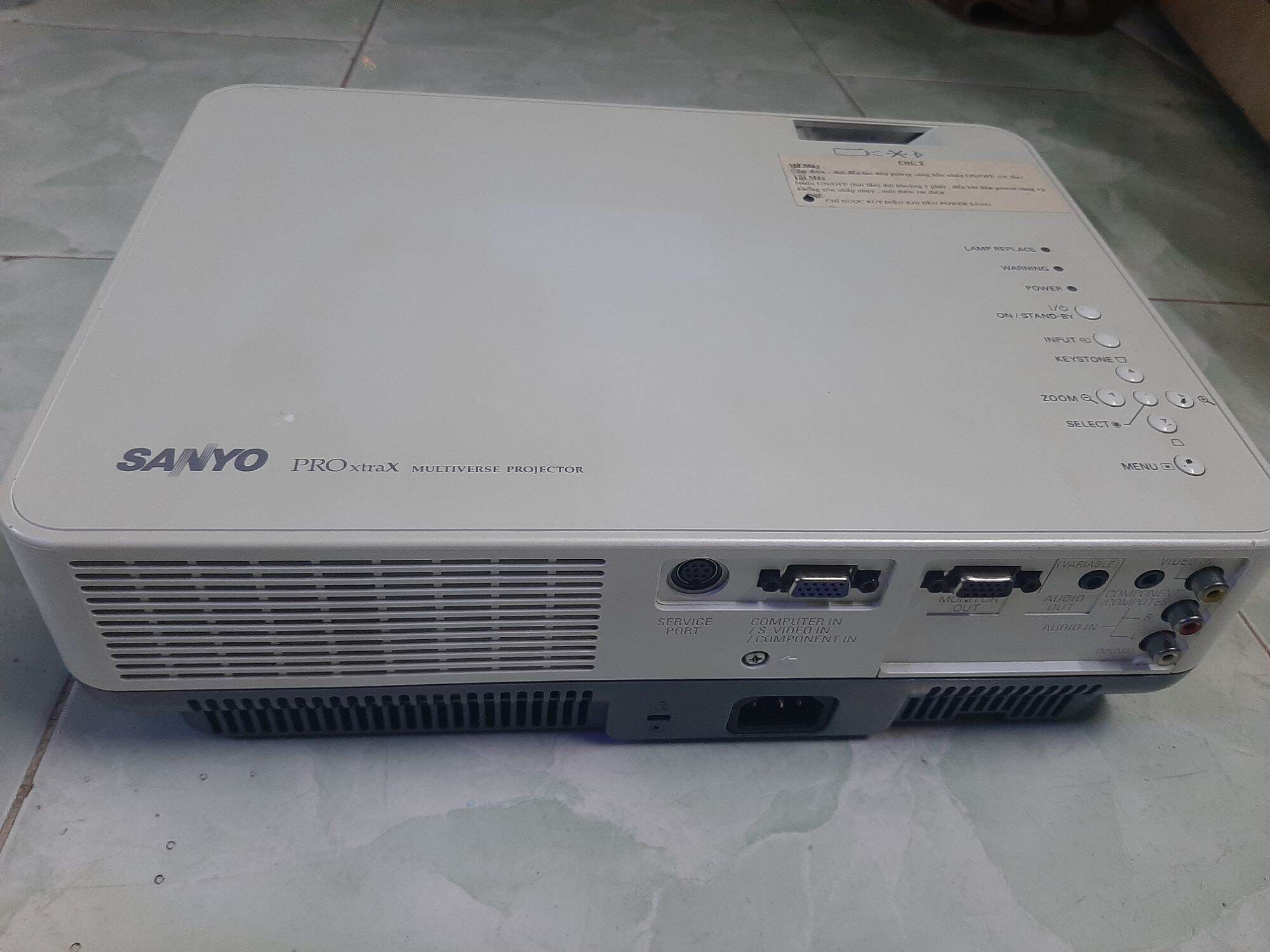 Máy chiếu cũ epson eb x18 chiếu nét giá rẻ