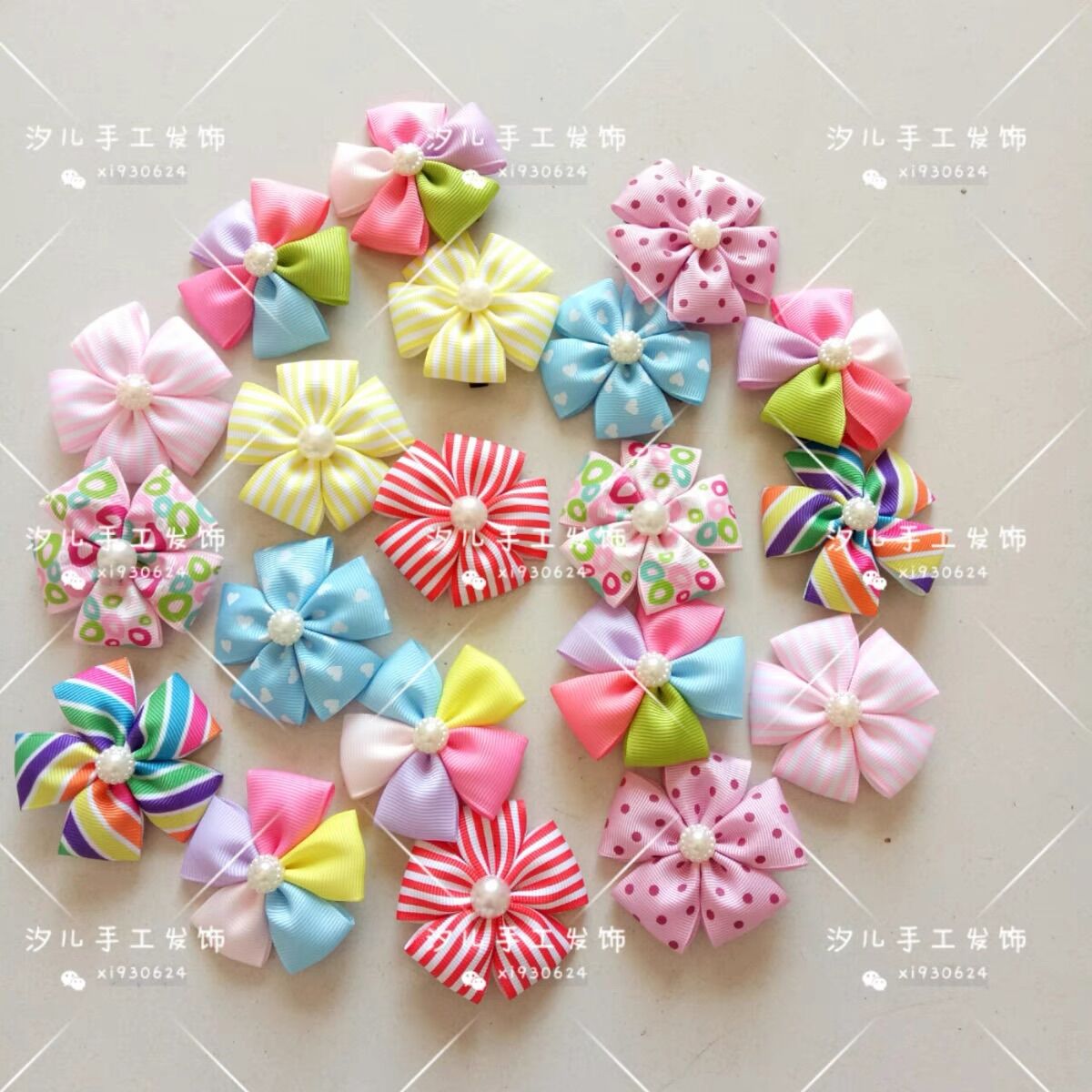 Set 2 kẹp tóc hoa nhiều màu cho bé