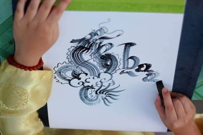 Bút gỗ viết thư pháp rồng phụng