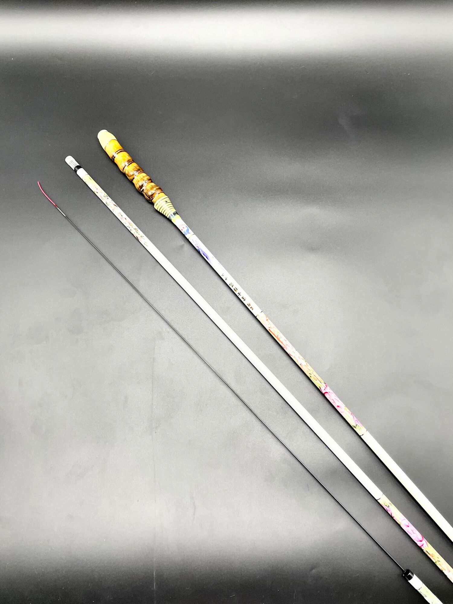 Hoa anh đào chuyên (Diếc - Rô)