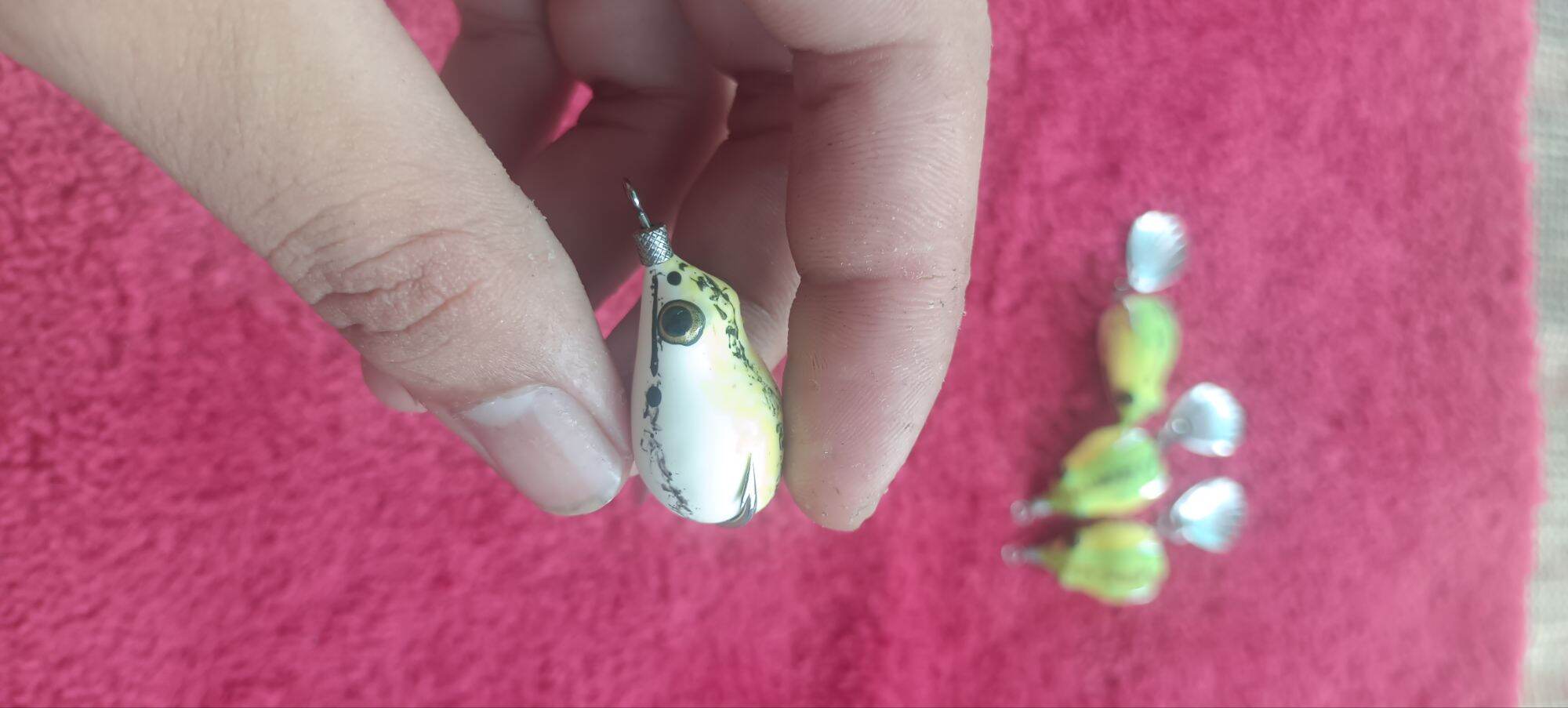 nhái hơi mini 3cm lưỡi độ thủ công