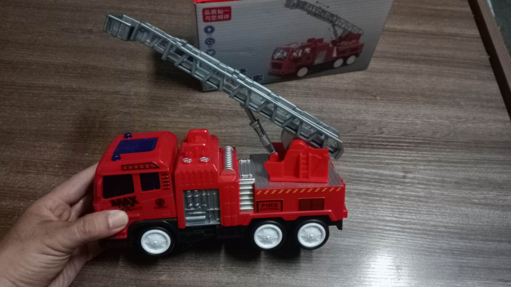 Xe thang cứu hỏa đồ chơi có nhạc đèn