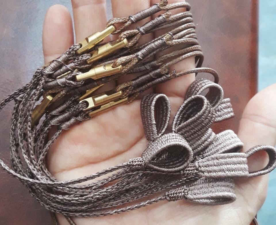 1 sợi xích gà mồi