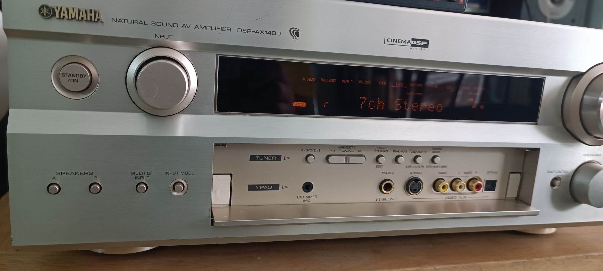 Amply số 7.1 yamaha face vàng chanh có pre out 7.1