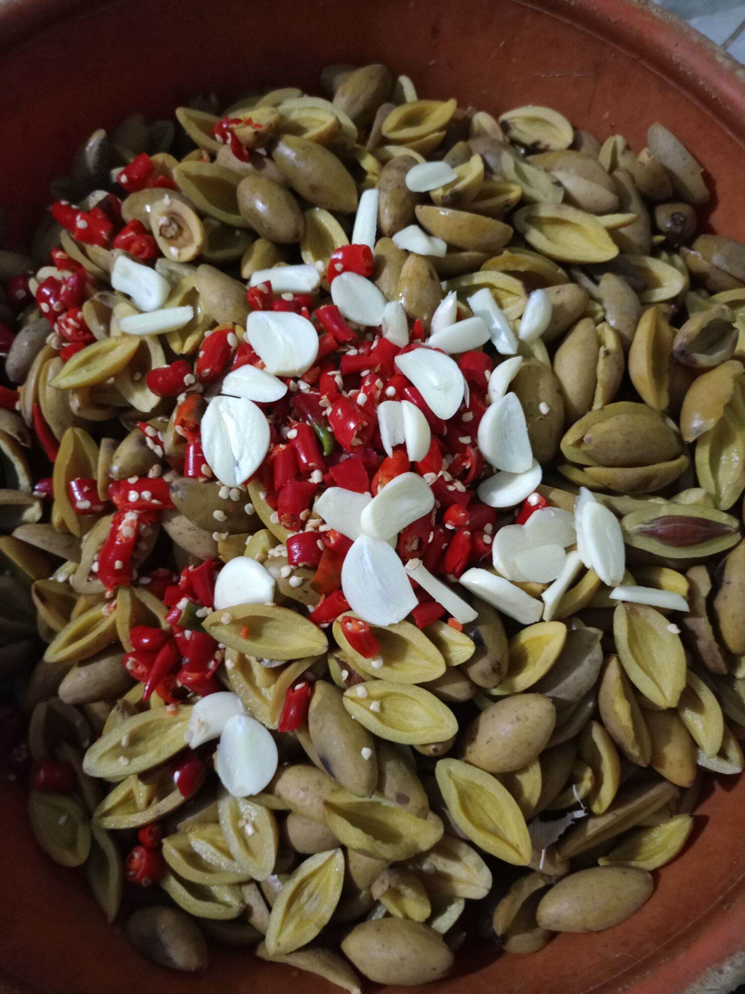 Hộp 1kg trám ngâm mắm ớt