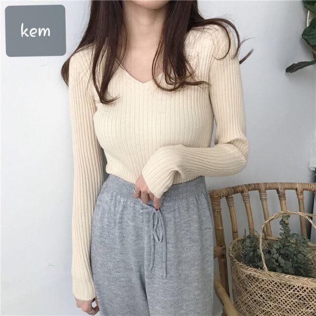 Áo len lông cừu thiết kế cổ tim-Loại 1