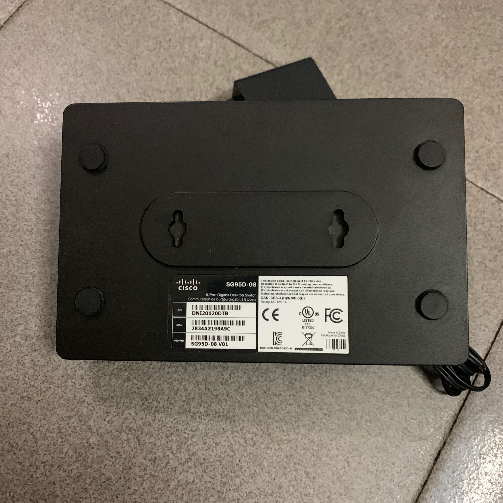 Bộ chia mạng Cisco SG95D-08 8 cổng gigabit ( qua sử dụng )