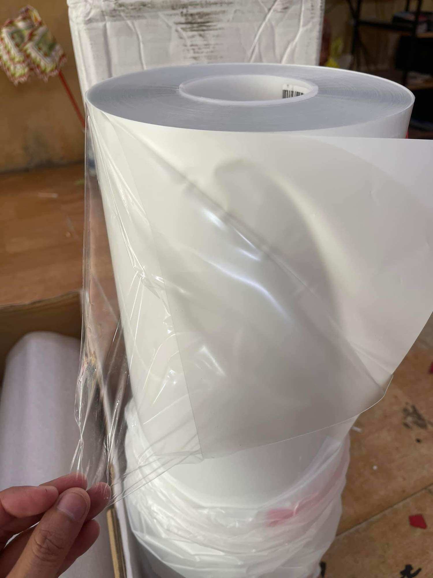 Decal nilon 3 lớp PPF siêu bóng, siêu trong dán xe