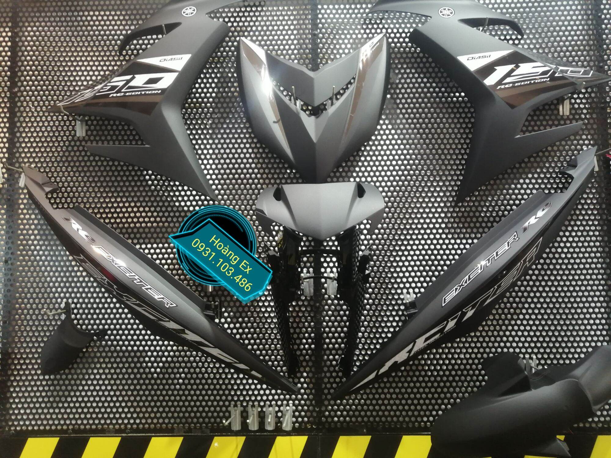 Dàn áo xe Exciter 150 màu đen nhám- hàng zin chính hãng yamaha
