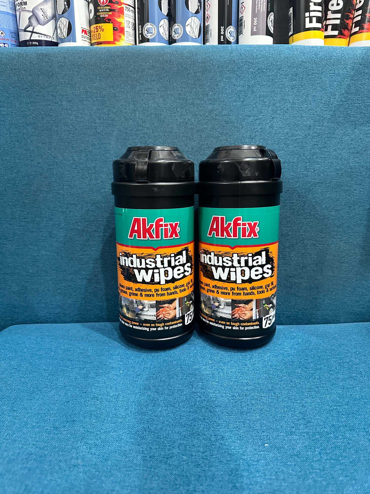 Khăn lau vệ sinh đa năng Akfix Industrial Wipes lau sạch dầu nhớt - sơn - keo. Nhập khẩu Thổ Nhĩ Kì