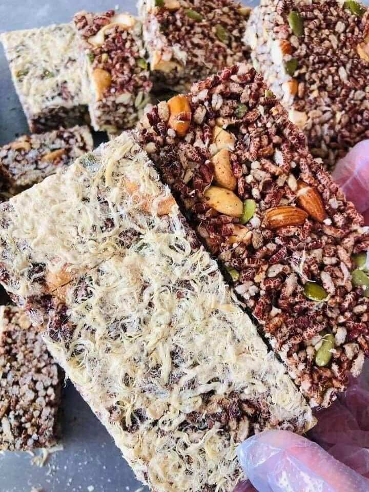 1kg thanh gạo lứt chà bông Mombeauty