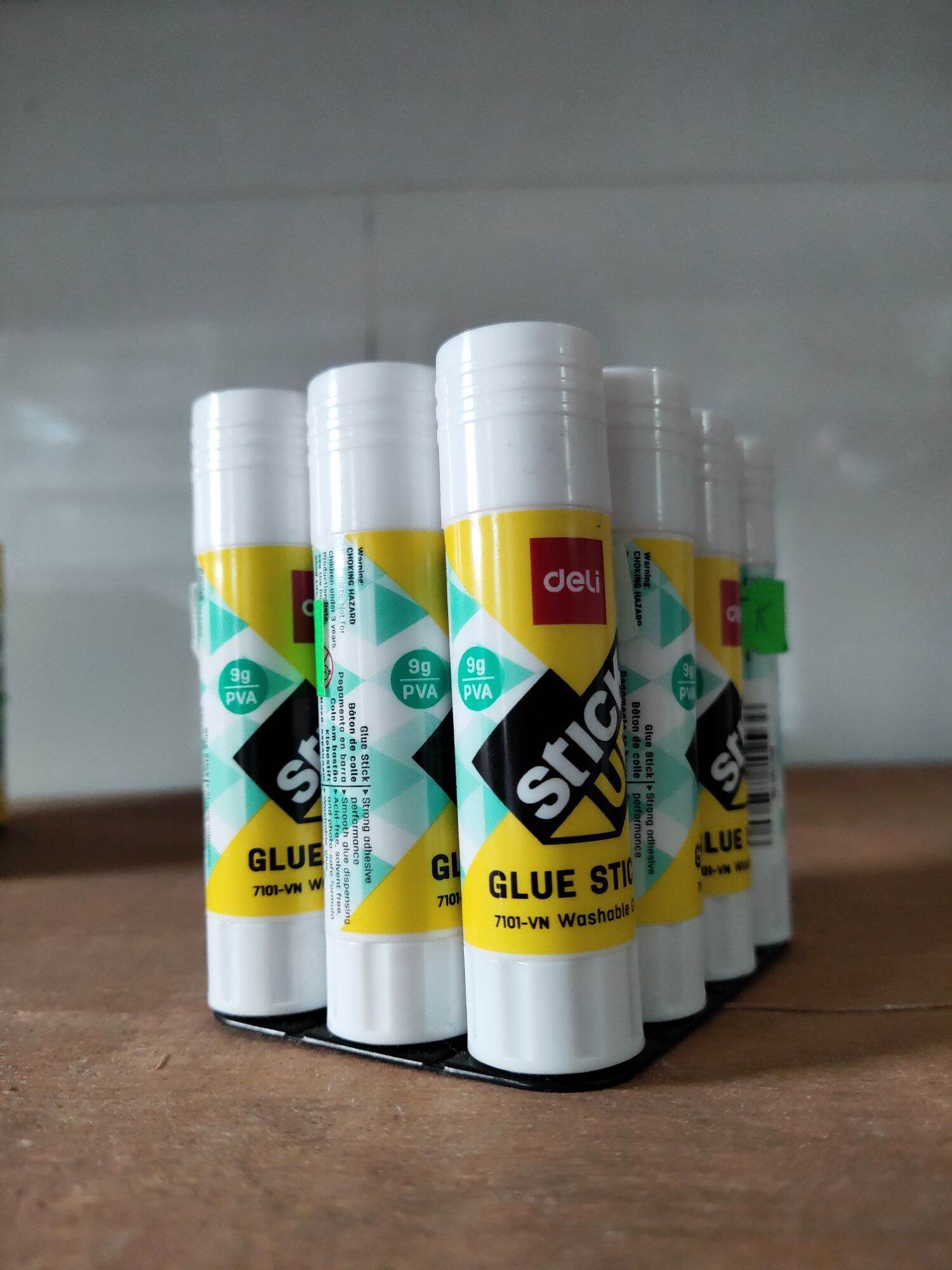 Keo dán giấy khô Deli