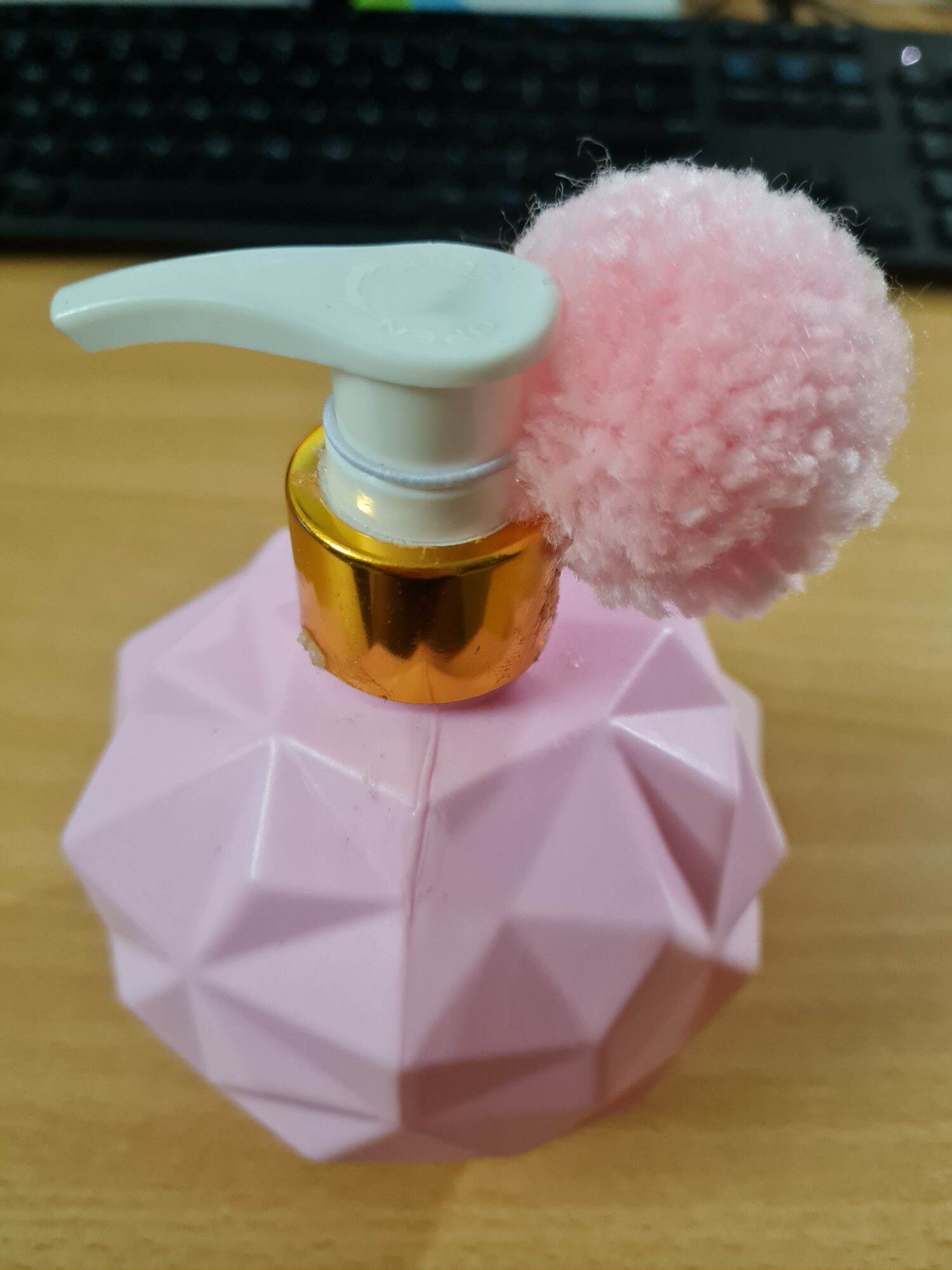 Sữa tắm xông trắng Pink Lady Shower