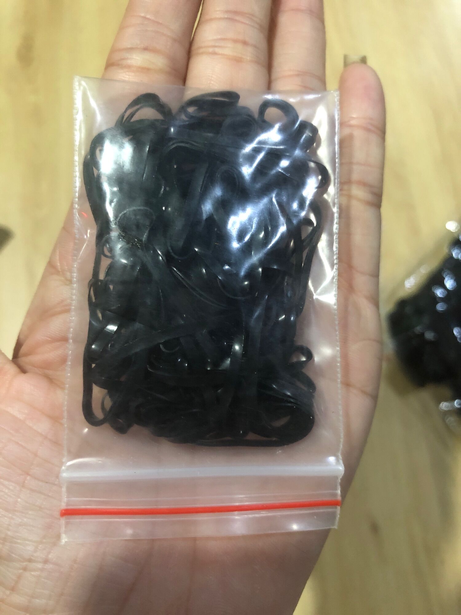 Quà Tặng ( thun buộc tóc)