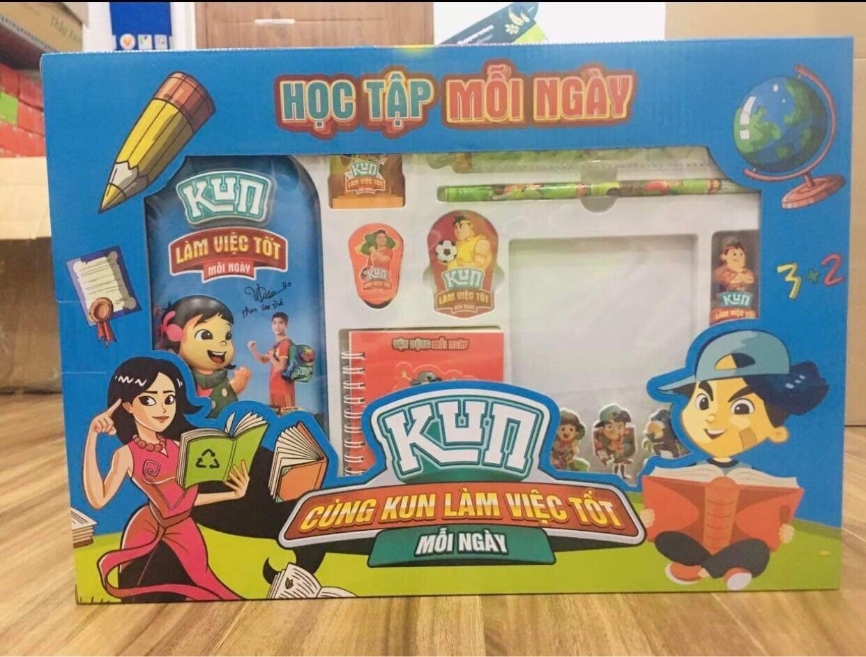 Bộ đồ dùng học tập Kun