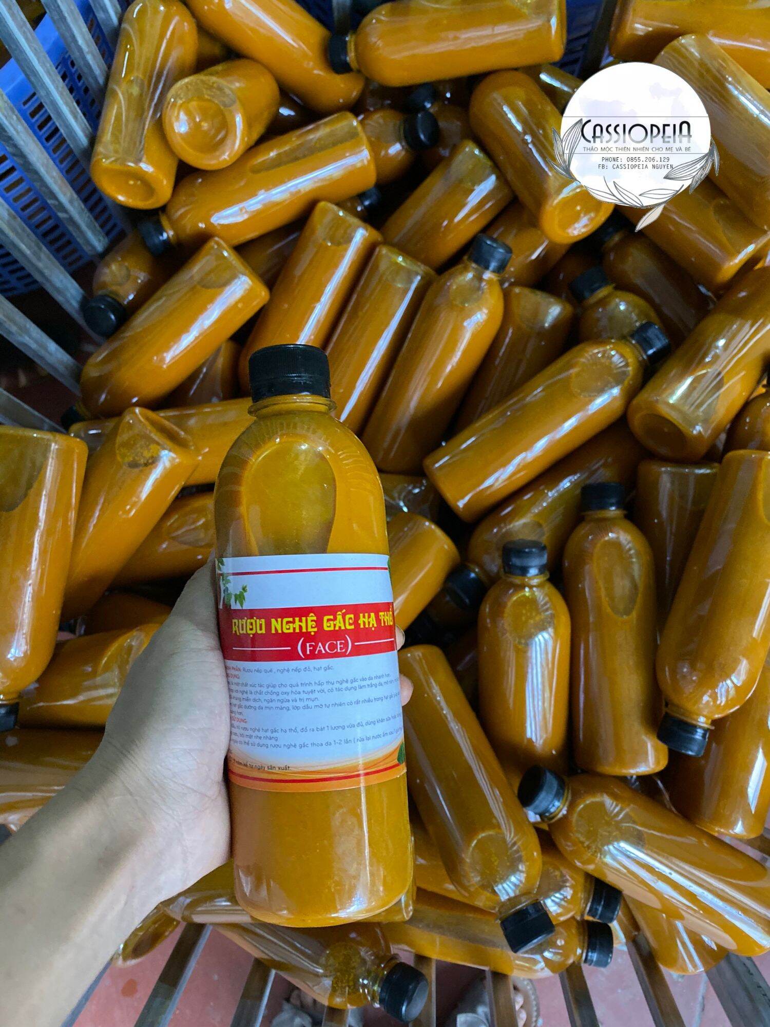 Cốt nghệ gấc hạ thổ thoa mặt