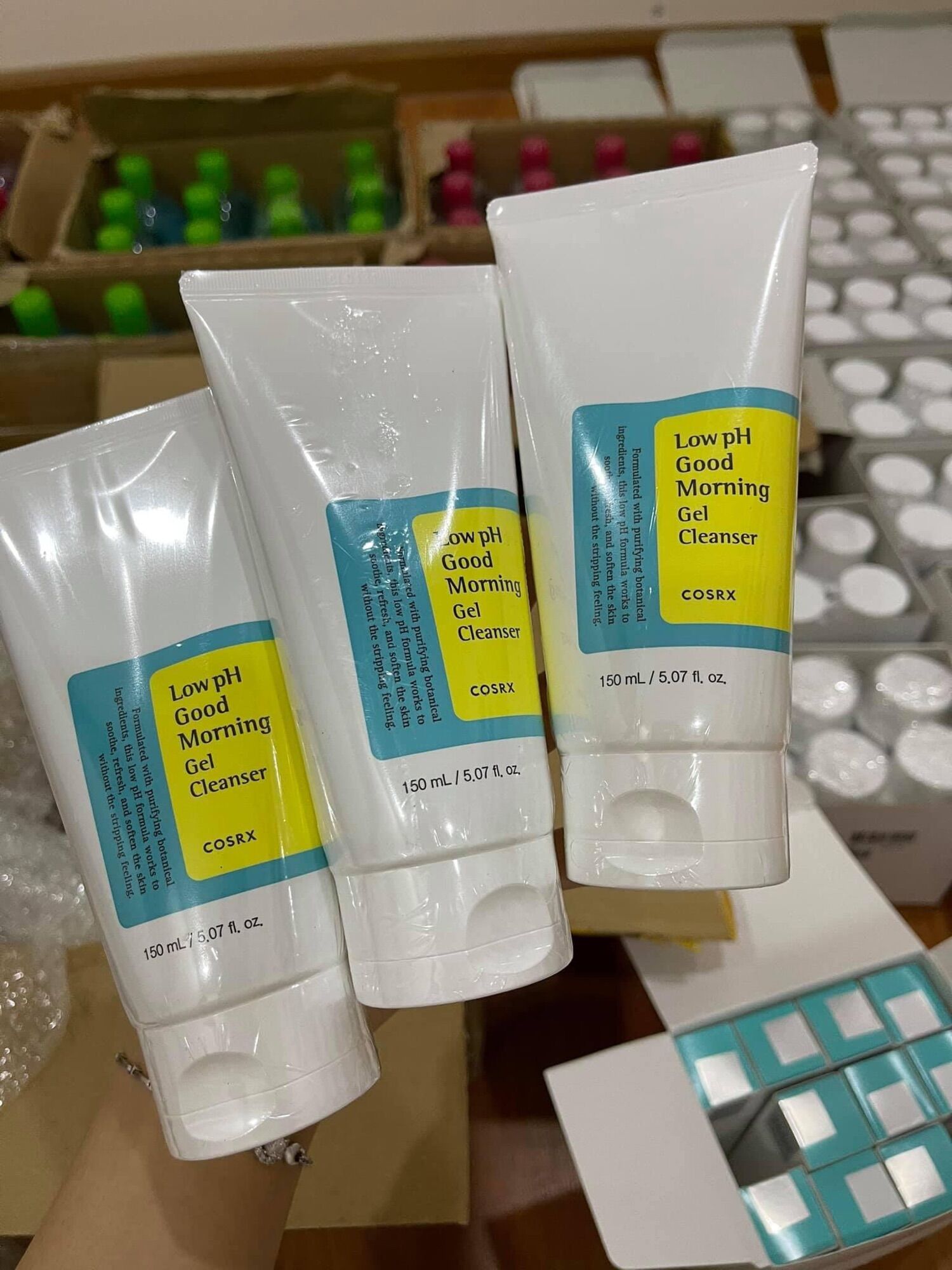 Sữa rữa mặt COSRX low PH morning gel dành cho da dầu, mụn có chưa BHA nhẹ