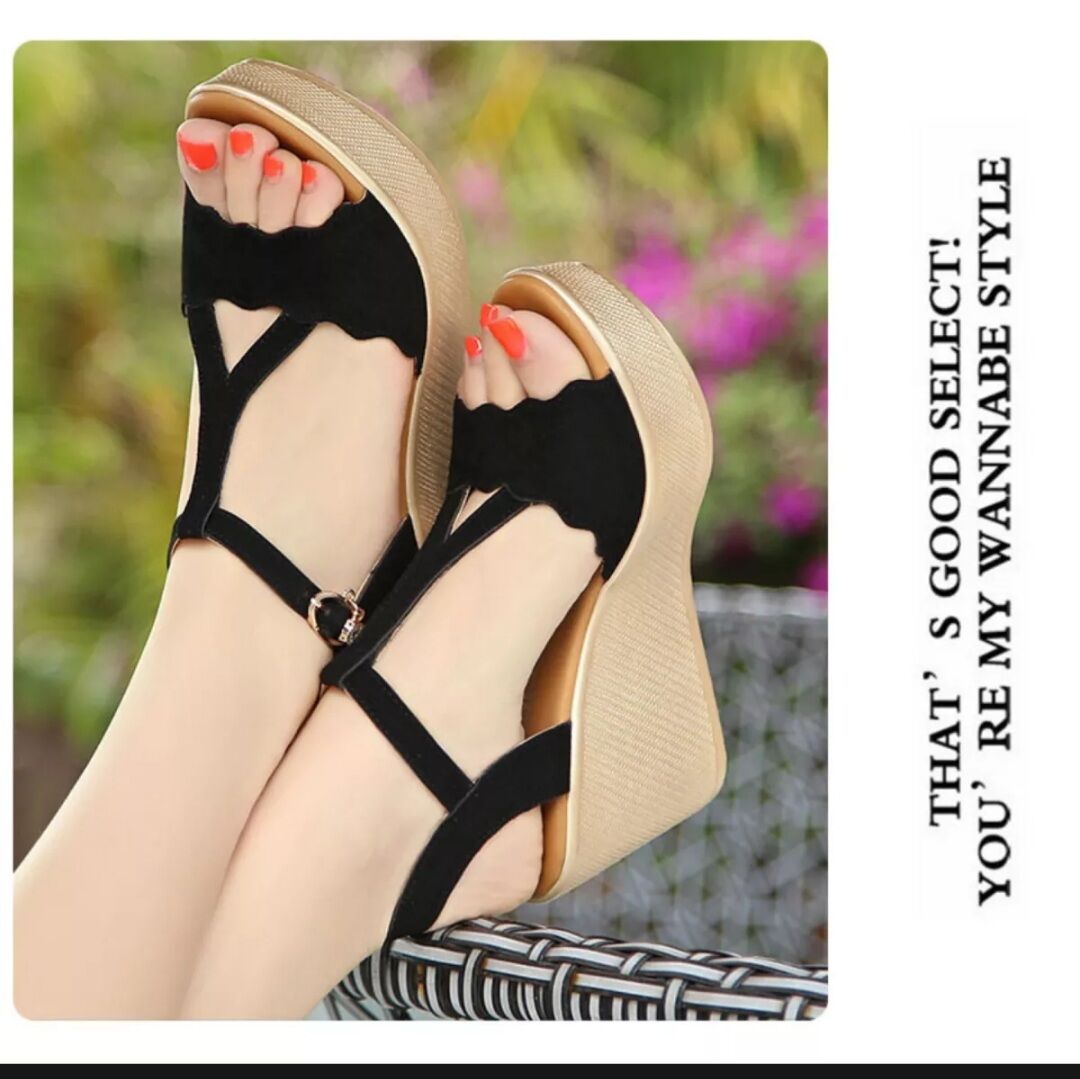 Giày đế xuồng quai lượn sóng