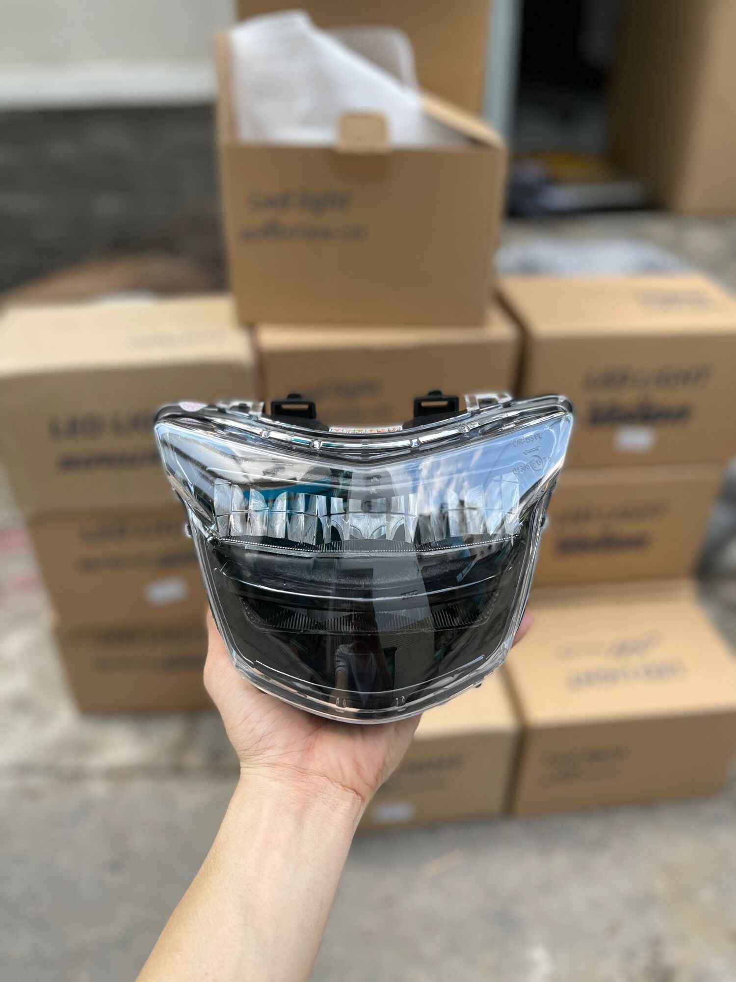 Pha đèn led 2 tầng Exciter 150