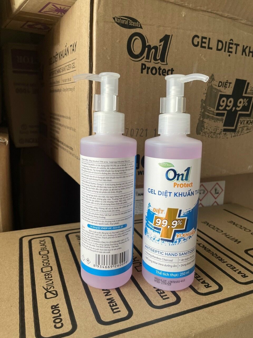 Nước rửa tay khô dạng gel siêu siêu thơm One1 chai 250ml