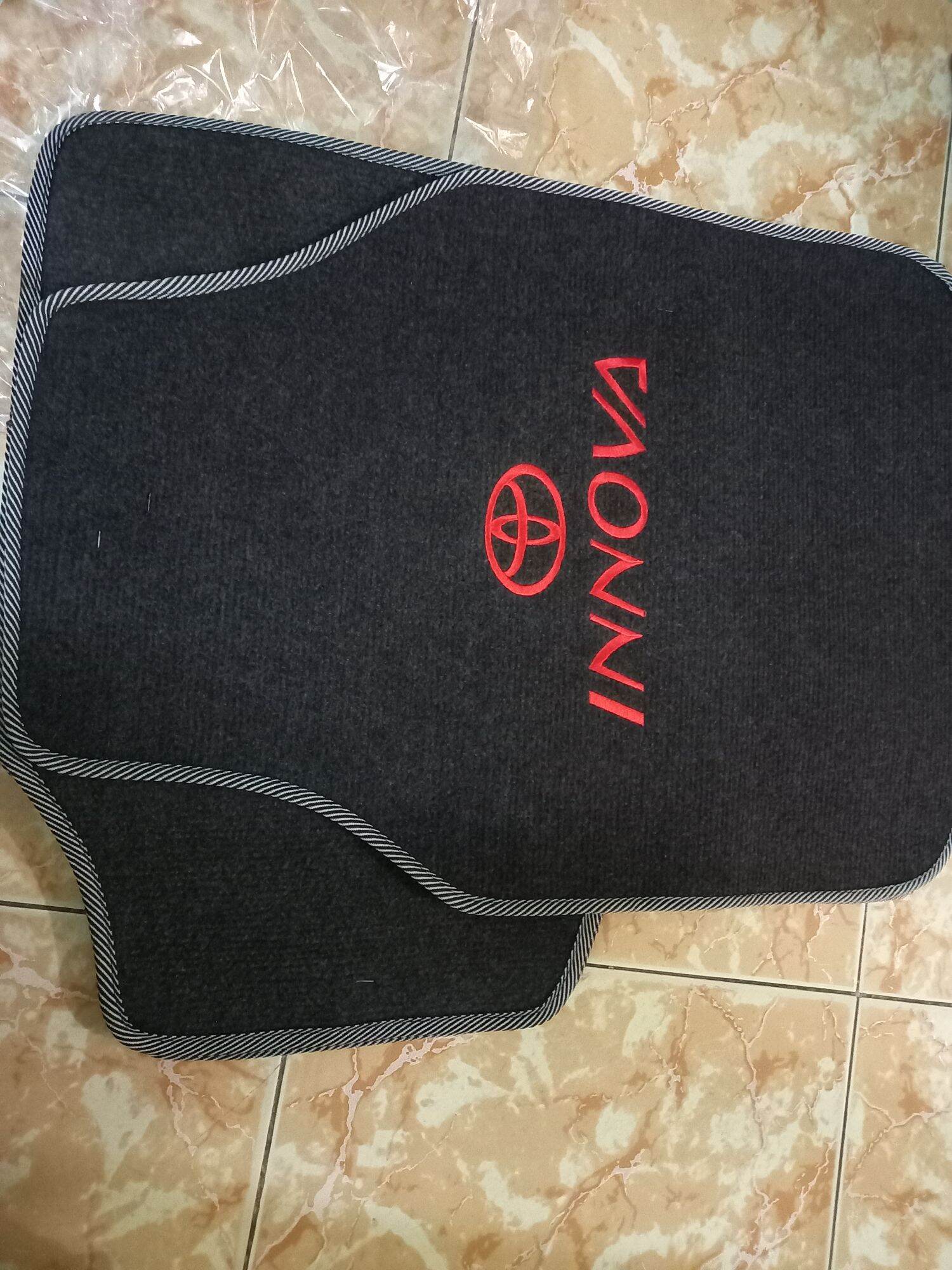 Thảm lót sàn nỉ có chữ innova cao cấp dày bộ 3 hàng ghế