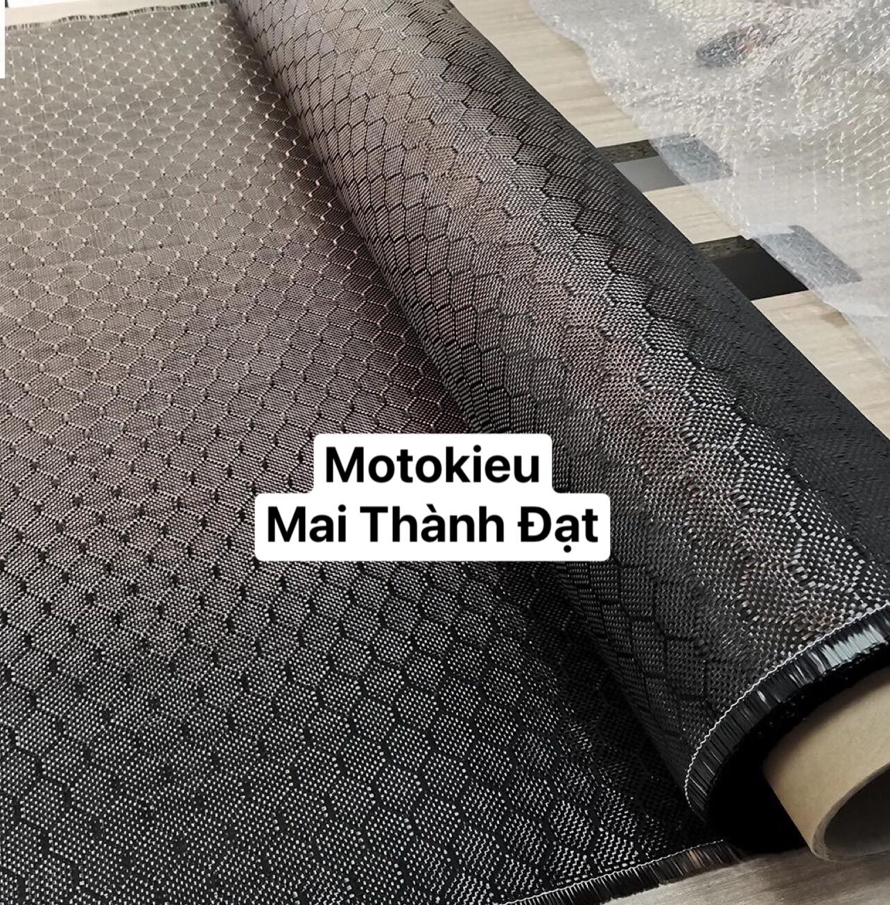 Vải Carbon Fiber Black Twill/Honeycomb 3k240g ( Khổ 100cm x 100cm ) 1m2