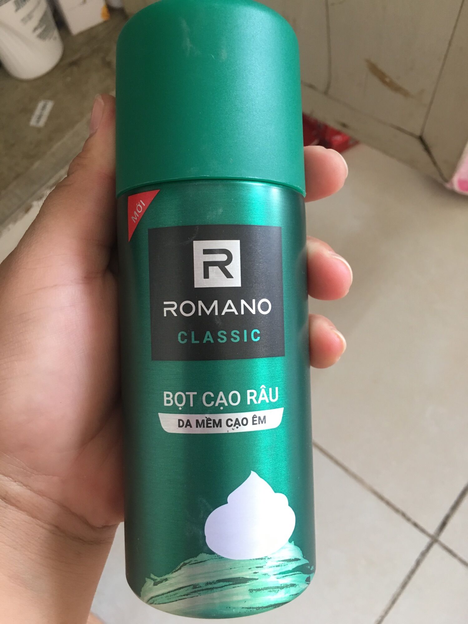 Bọt cạo râu romano 175 ml